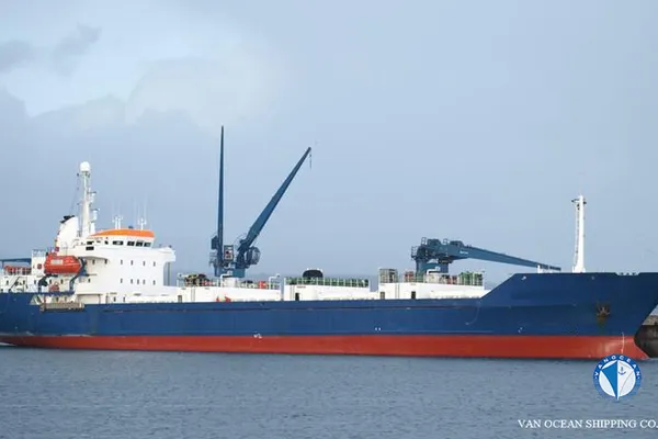 Reefer ship for sale