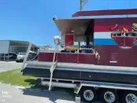 Pontoon müügiks