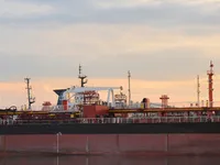 Nafta-/keemialaev müügiks