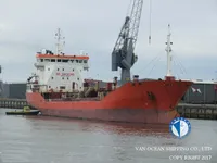 Nafta-/keemialaev müügiks