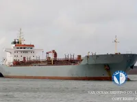 Nafta-/keemialaev müügiks