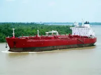 Nafta-/keemialaev müügiks