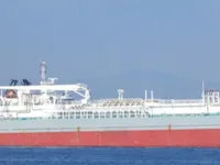 Nafta-/keemialaev müügiks