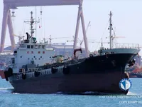 Nafta-/keemialaev müügiks