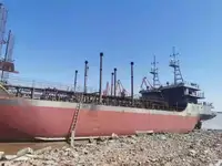 Nafta-/keemialaev müügiks