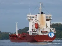 Nafta-/keemialaev müügiks