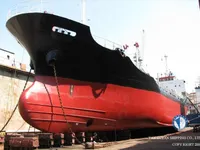Nafta-/keemialaev müügiks