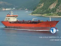 Nafta-/keemialaev müügiks