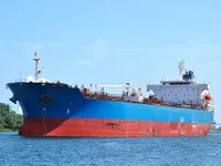 Nafta-/keemialaev müügiks