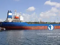 Nafta-/keemialaev müügiks