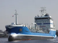 Nafta-/keemialaev müügiks
