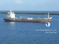 Nafta-/keemialaev müügiks