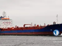Nafta-/keemialaev müügiks