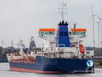 Nafta-/keemialaev müügiks