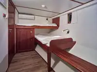 Ujuv hotell müügiks