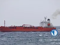 Nafta-/keemialaev müügiks