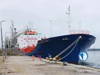 Nafta-/keemialaev müügiks