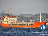 Nafta-/keemialaev müügiks