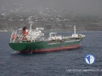 Nafta-/keemialaev müügiks