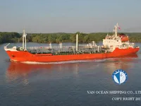 Nafta-/keemialaev müügiks