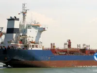 Nafta-/keemialaev müügiks