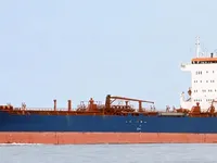 Nafta-/keemialaev müügiks