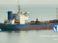 Nafta-/keemialaev müügiks