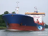 Nafta-/keemialaev müügiks