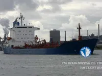 Nafta-/keemialaev müügiks