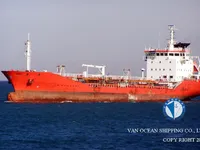 Nafta-/keemialaev müügiks