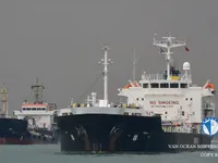 Nafta-/keemialaev müügiks