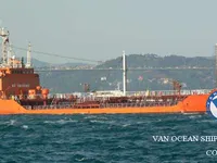 Nafta-/keemialaev müügiks