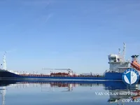 Nafta-/keemialaev müügiks