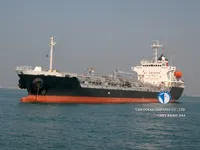 Nafta-/keemialaev müügiks