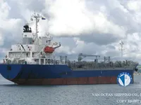 Nafta-/keemialaev müügiks