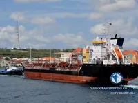 Nafta-/keemialaev müügiks