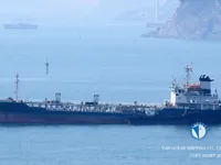 Nafta-/keemialaev müügiks