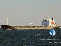 Nafta-/keemialaev müügiks