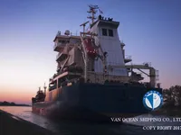 Nafta-/keemialaev müügiks