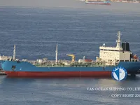 Nafta-/keemialaev müügiks