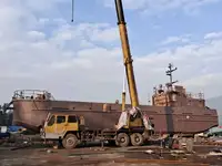Nafta-/keemialaev müügiks