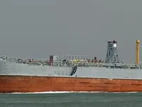 Nafta-/keemialaev müügiks