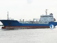 Nafta-/keemialaev müügiks