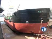Nafta-/keemialaev müügiks