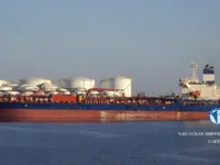 Nafta-/keemialaev müügiks
