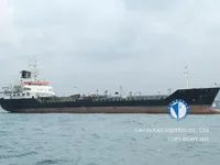 Nafta-/keemialaev müügiks