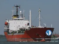 Nafta-/keemialaev müügiks