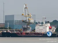 Nafta-/keemialaev müügiks