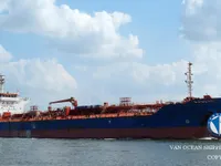 Nafta-/keemialaev müügiks