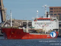 Nafta-/keemialaev müügiks